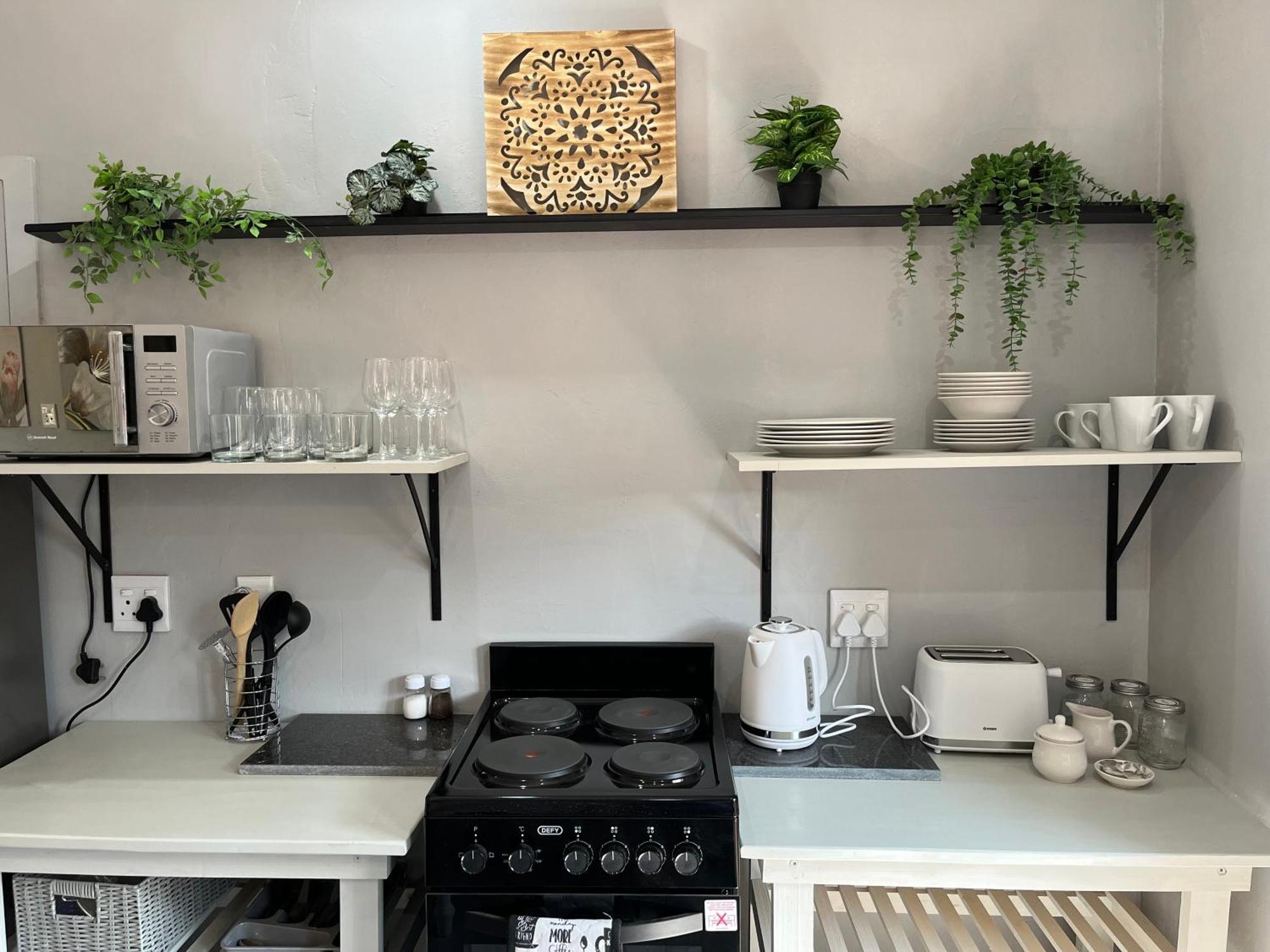 Thyme Inn On Greenway White River Bagian luar foto