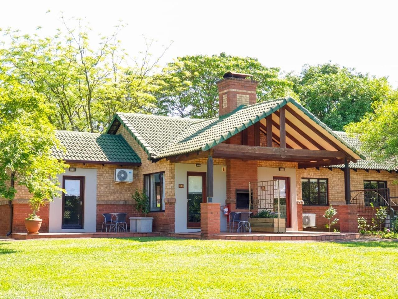 Thyme Inn On Greenway White River Bagian luar foto